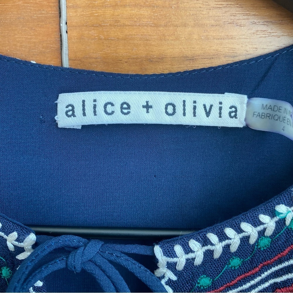 Alice & Olivia Jolene Embroidered Dress, Size 4 - Picture 6 of 13